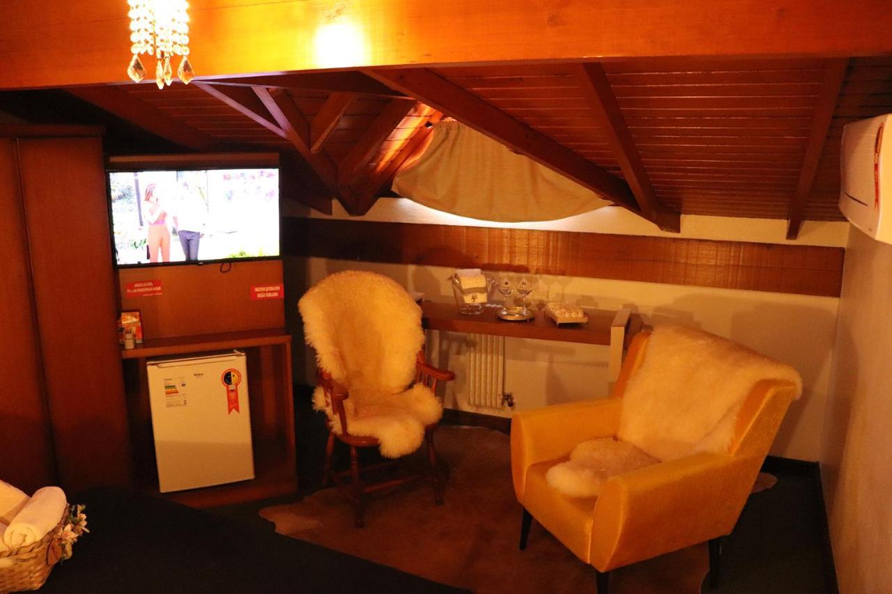 Pousada Hencke Haus (Adults Only) Канела Экстерьер фото