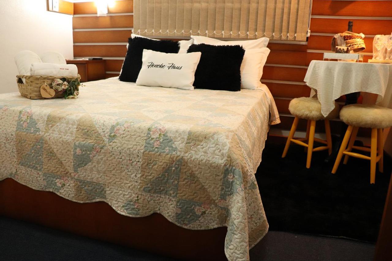 Pousada Hencke Haus (Adults Only) Канела Экстерьер фото